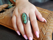 Load image into Gallery viewer, High Grade Spider Web Matrix Kingman Long Oval Adjustable Ring