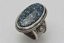 Load image into Gallery viewer, High Grade Micro Spider Web Matrix Kingman Long Oval Ring