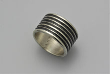 Load image into Gallery viewer, Sterling Silver Coil Band Ring